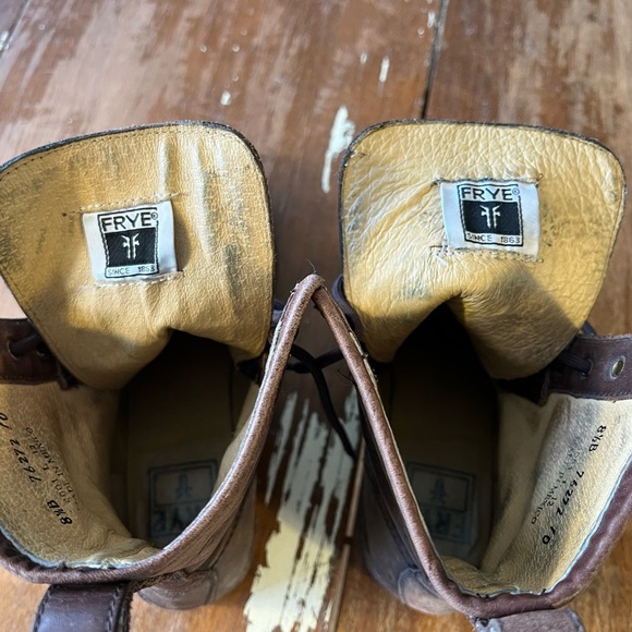 Frye Combat Boots size 8.5 - Picture 5 of 7